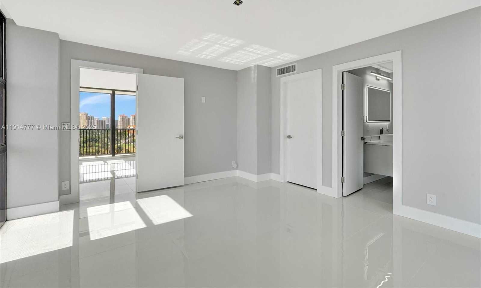 Small Image of 20379 WEST COUNTRY CLUB DR #1233, Aventura Number 9