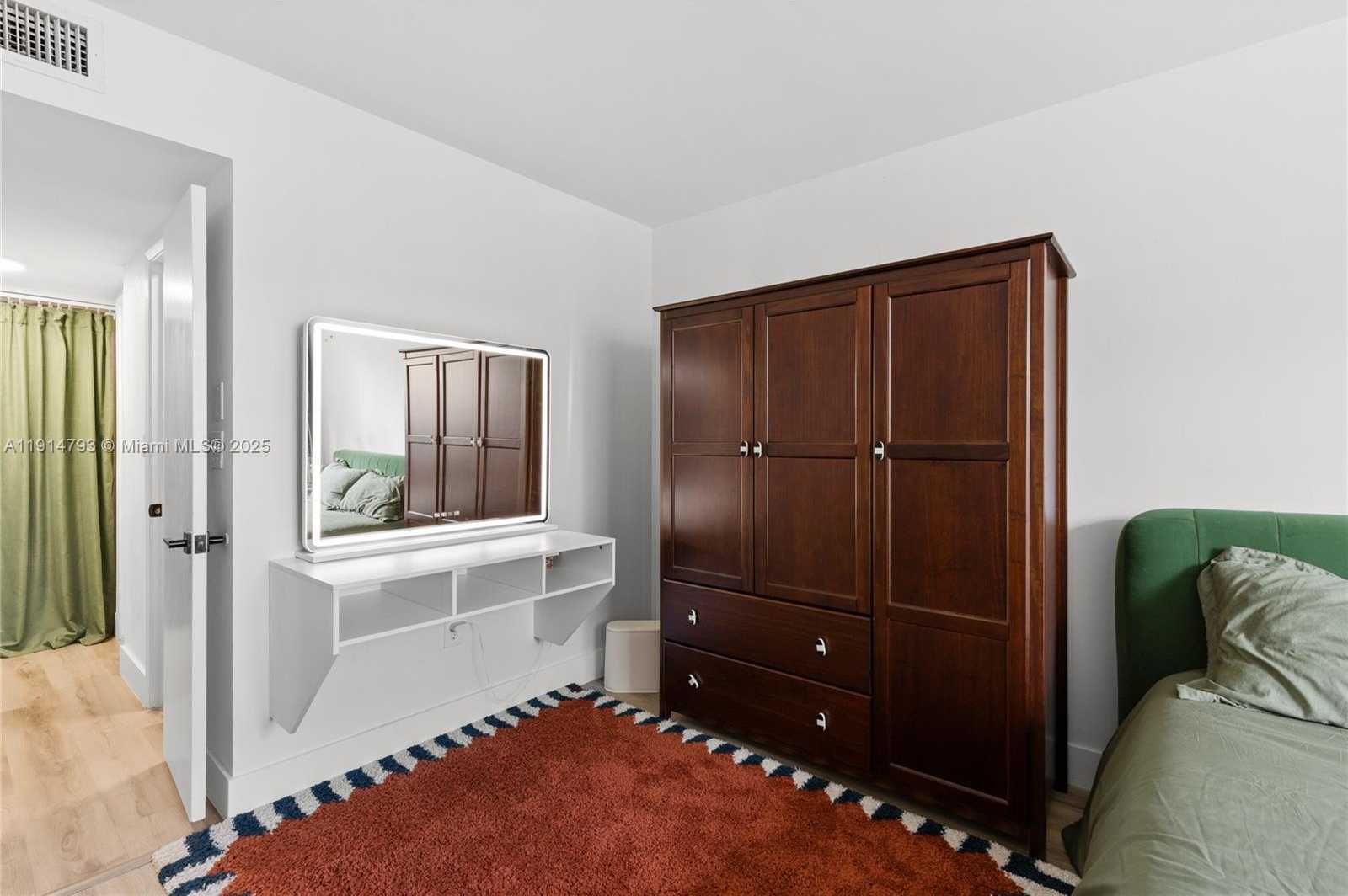 Small Image of 2801 NORTH EAST 183RD ST #108W, Aventura Number 17