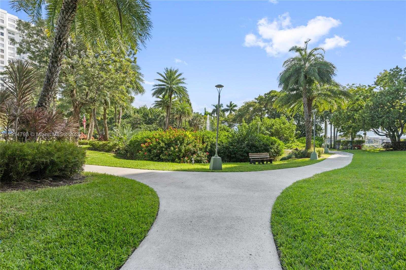 Small Image of 2801 NORTH EAST 183RD ST #108W, Aventura Number 34