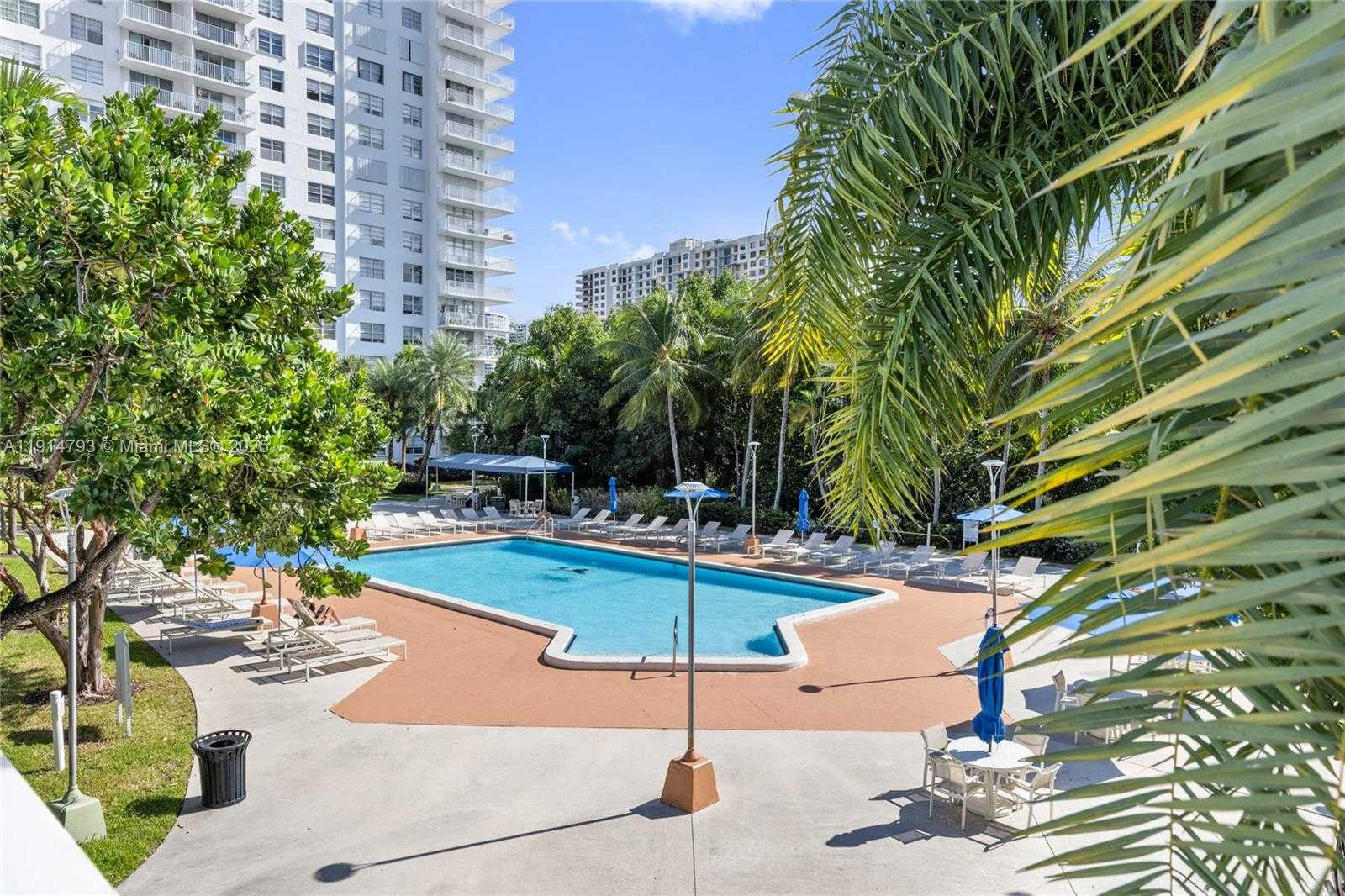 Small Image of 2801 NORTH EAST 183RD ST #108W, Aventura Number 39