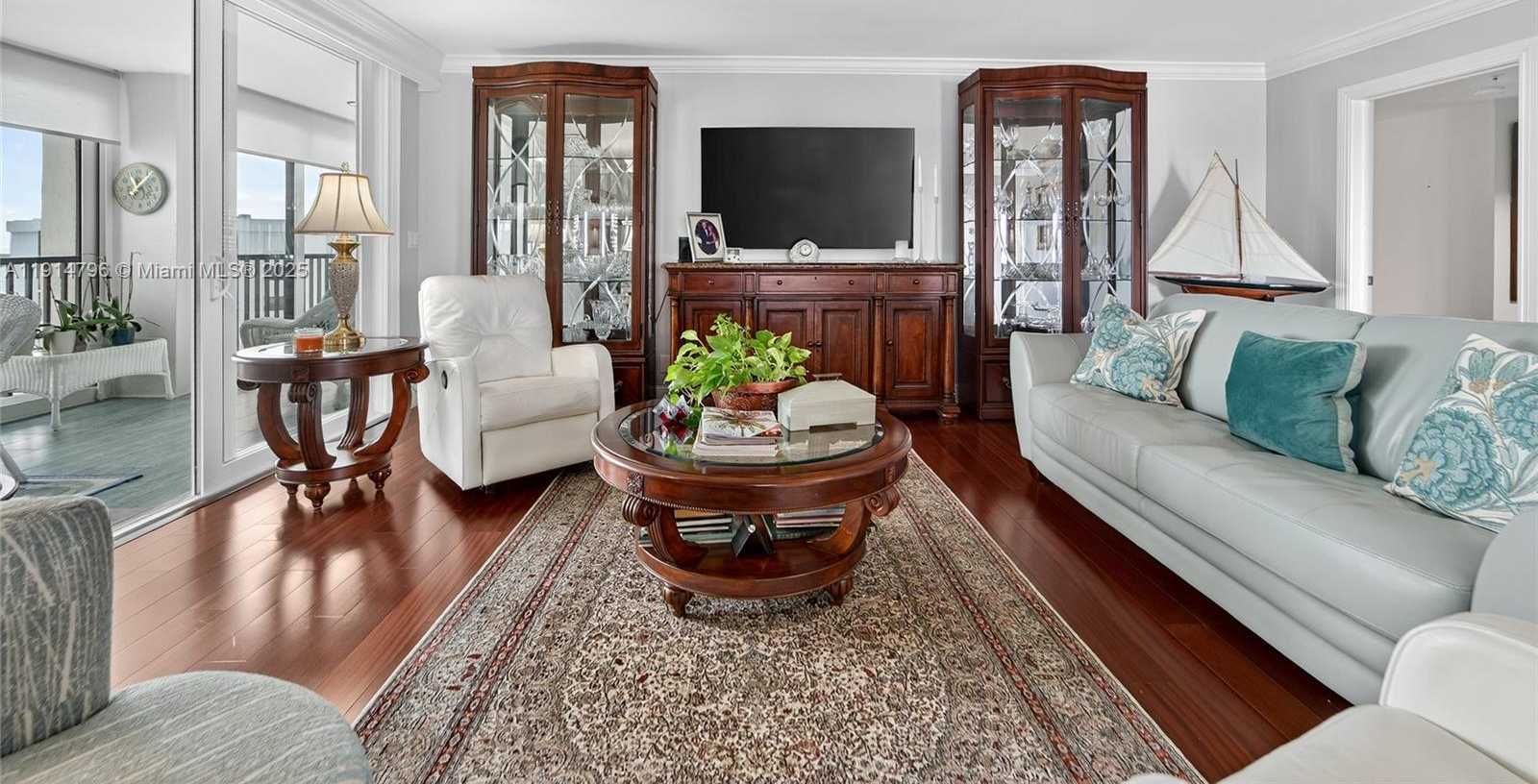 Small Image of 19800 SANDPOINTE BAY DR #802, Tequesta Number 19