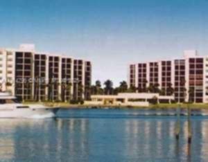 Small Image of 19800 SANDPOINTE BAY DR #802, Tequesta Number 2