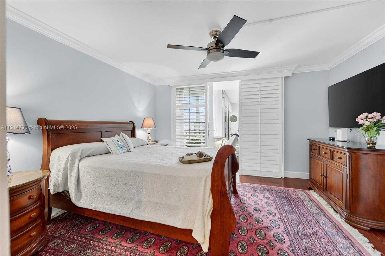 Small Image of 19800 SANDPOINTE BAY DR #802, Tequesta Number 27