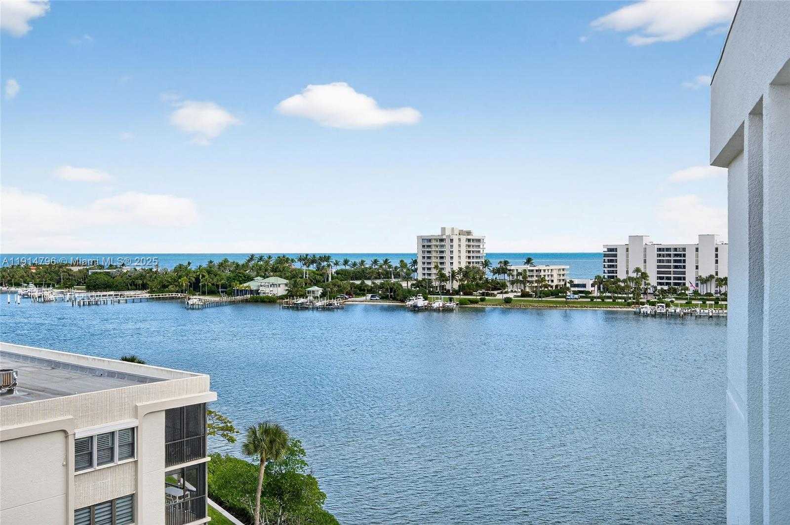 Small Image of 19800 SANDPOINTE BAY DR #802, Tequesta Number 41