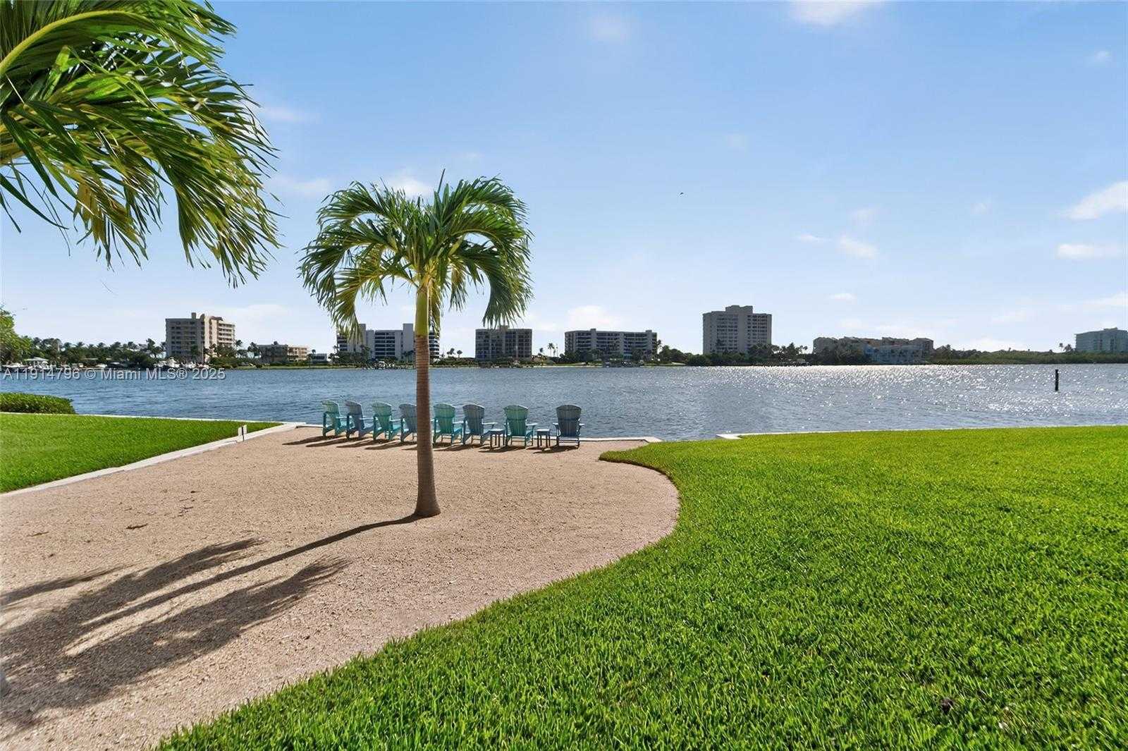 Small Image of 19800 SANDPOINTE BAY DR #802, Tequesta Number 53