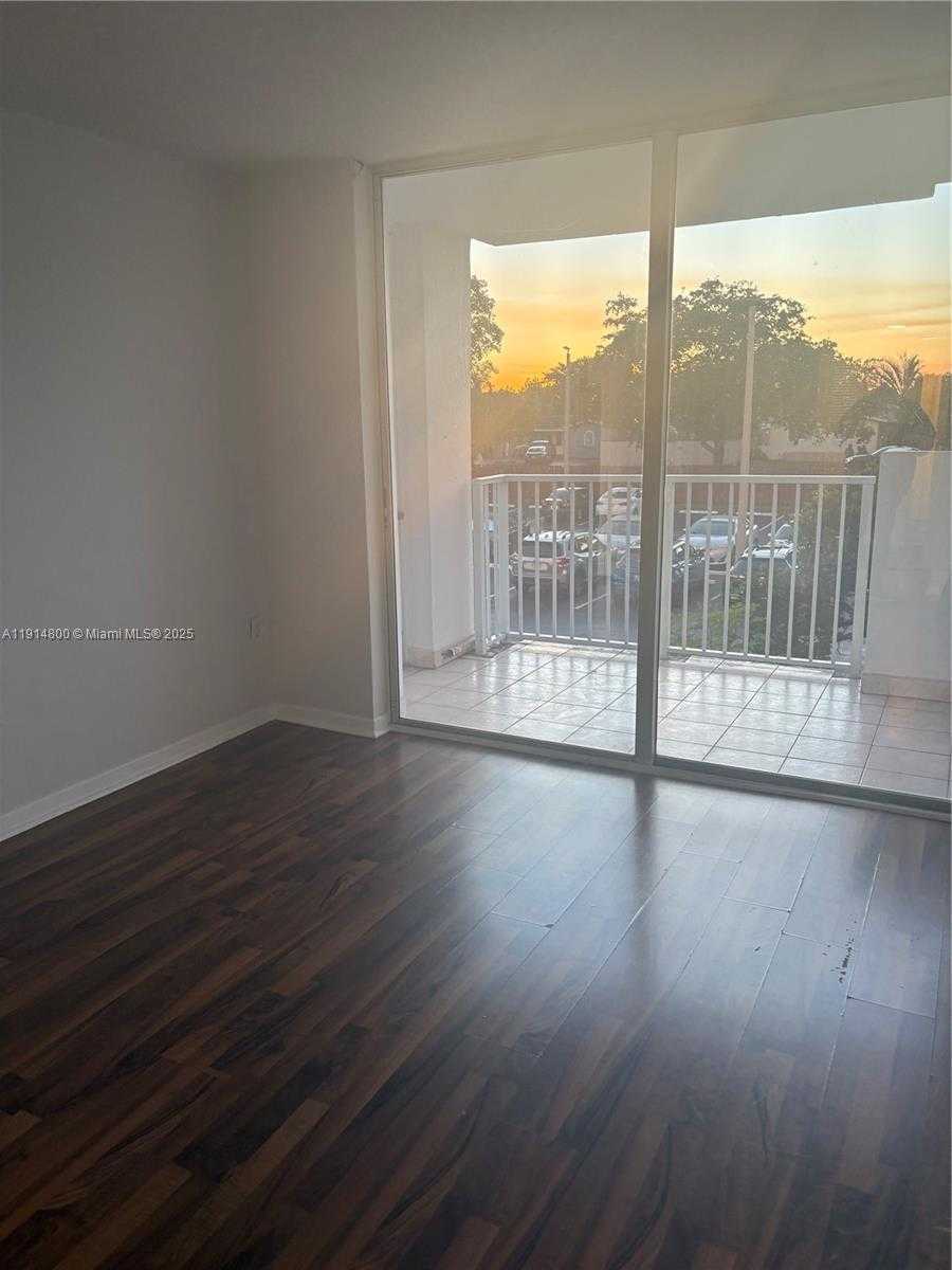 Small Image of 1200 Miami Gardens Dr, Miami, FL 33179, USA Number 3