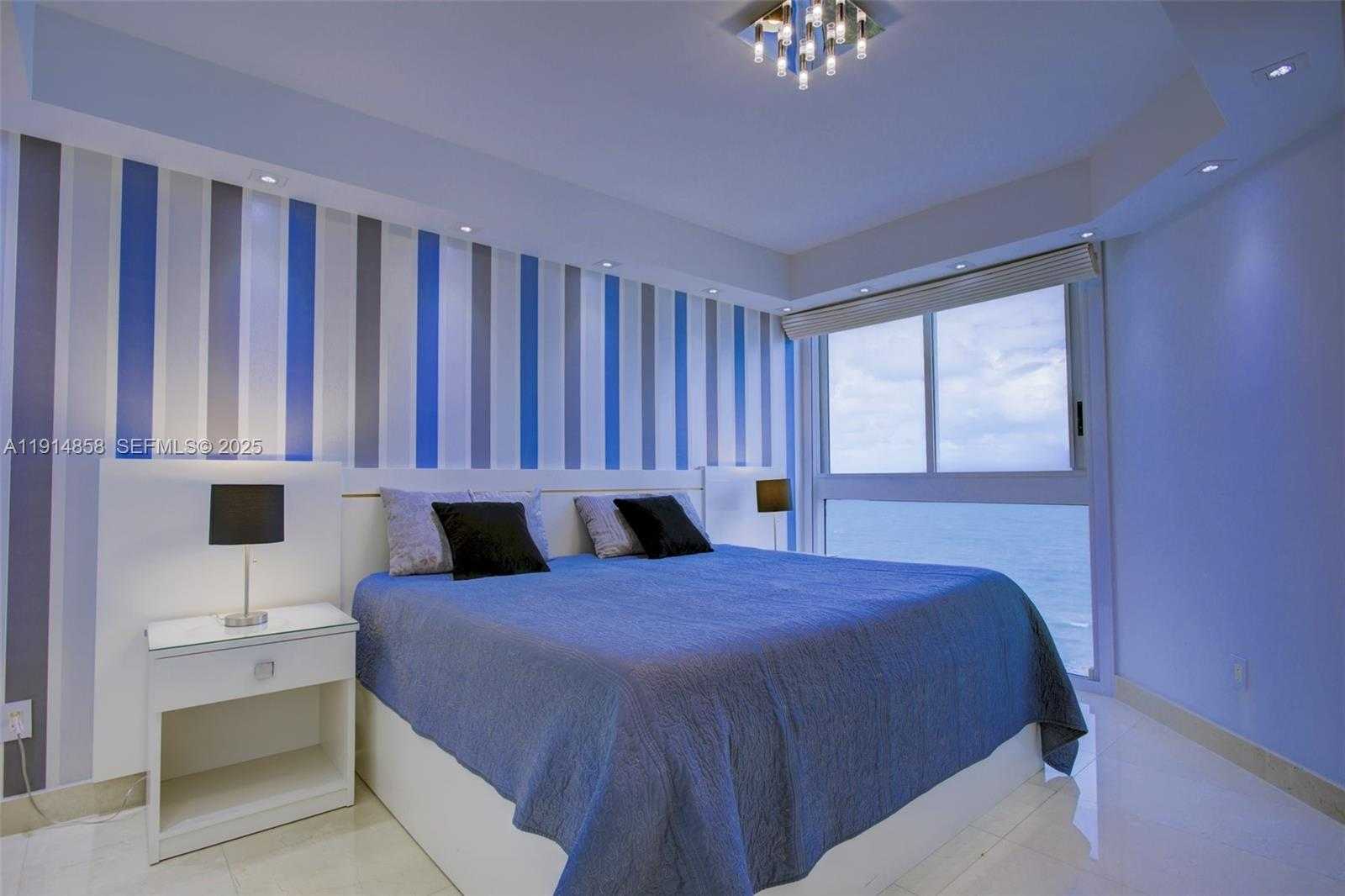 Small Image of 4775 COLLINS AVE #1601, Miami Beach Number 19