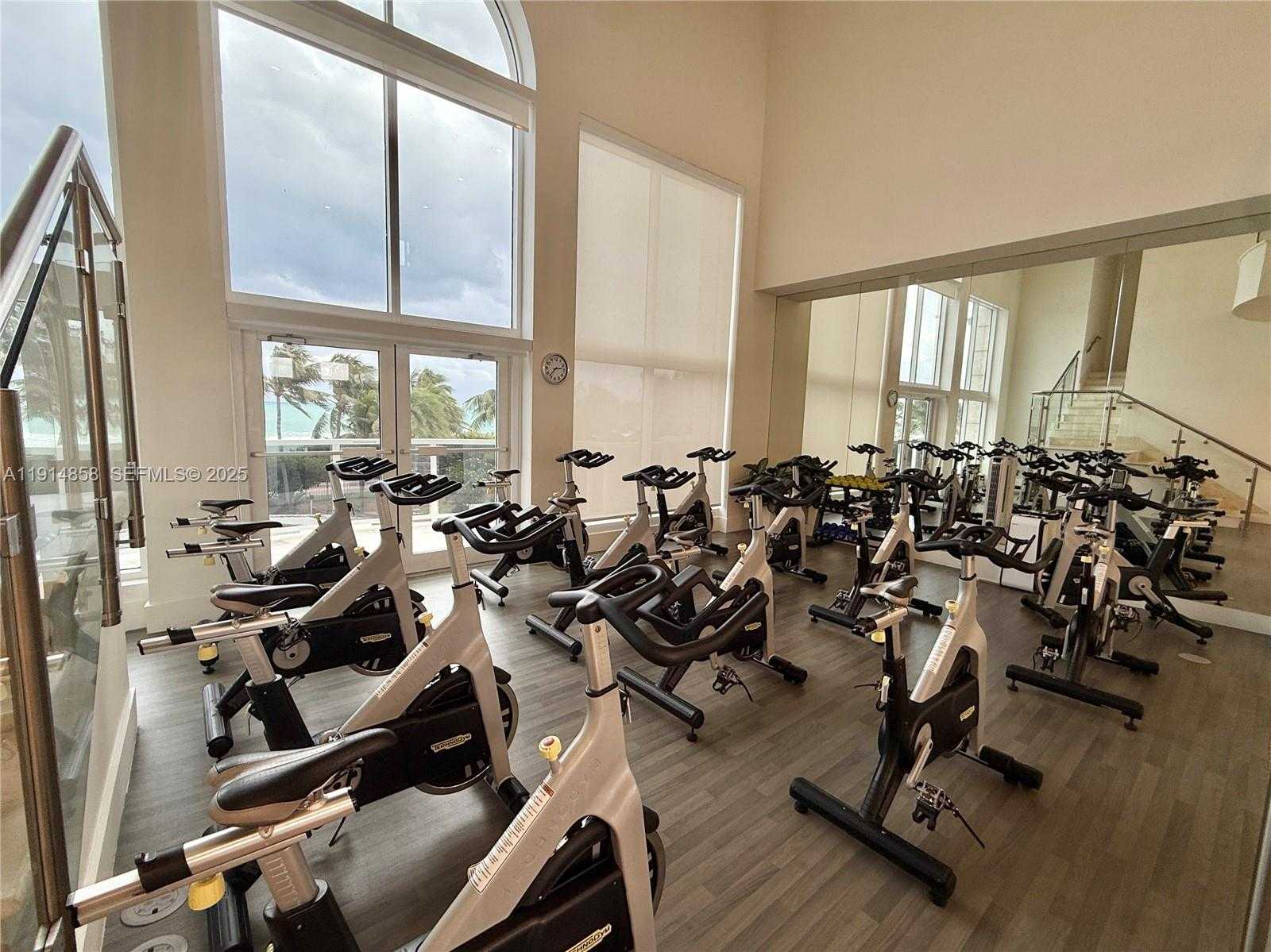 Small Image of 4775 COLLINS AVE #1601, Miami Beach Number 31