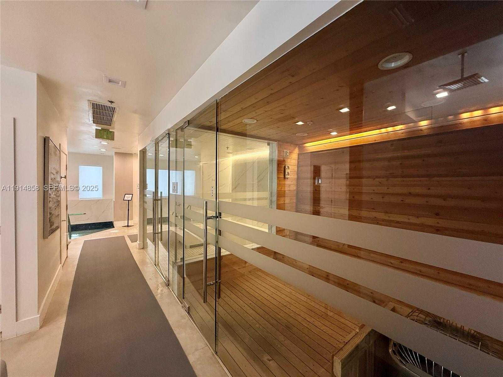 Small Image of 4775 COLLINS AVE #1601, Miami Beach Number 32