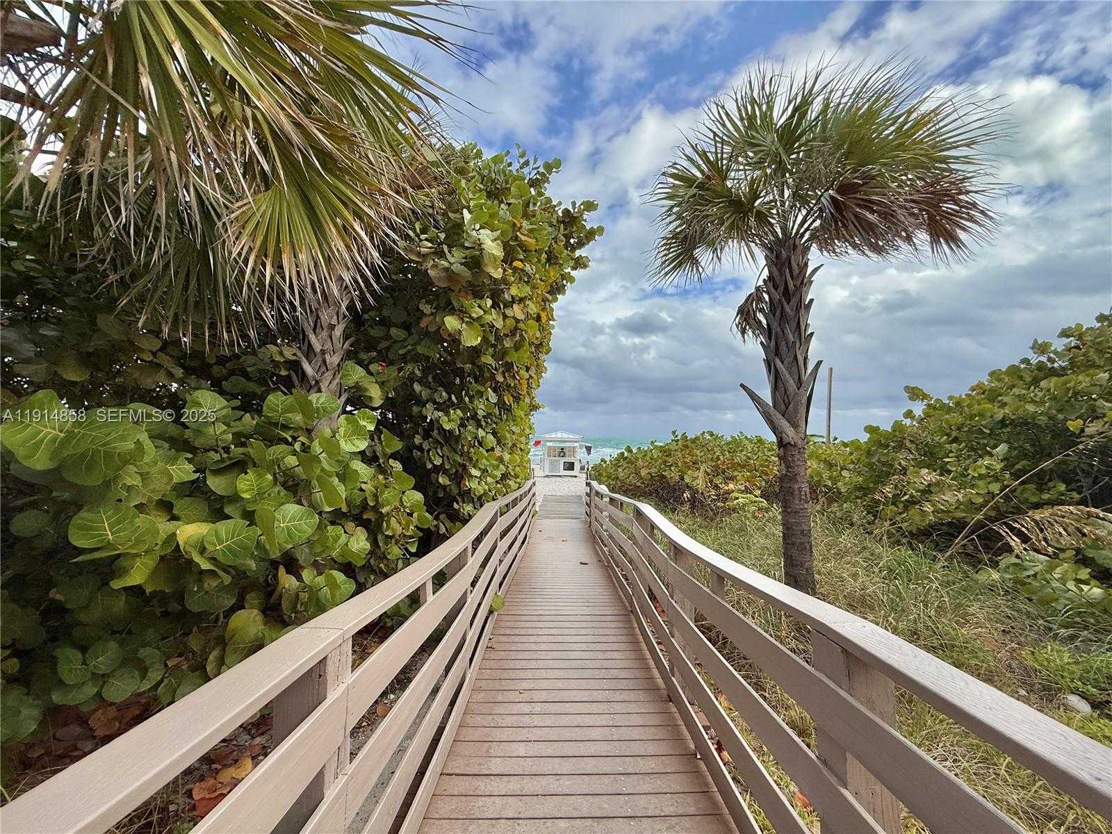 Small Image of 4775 COLLINS AVE #1601, Miami Beach Number 38