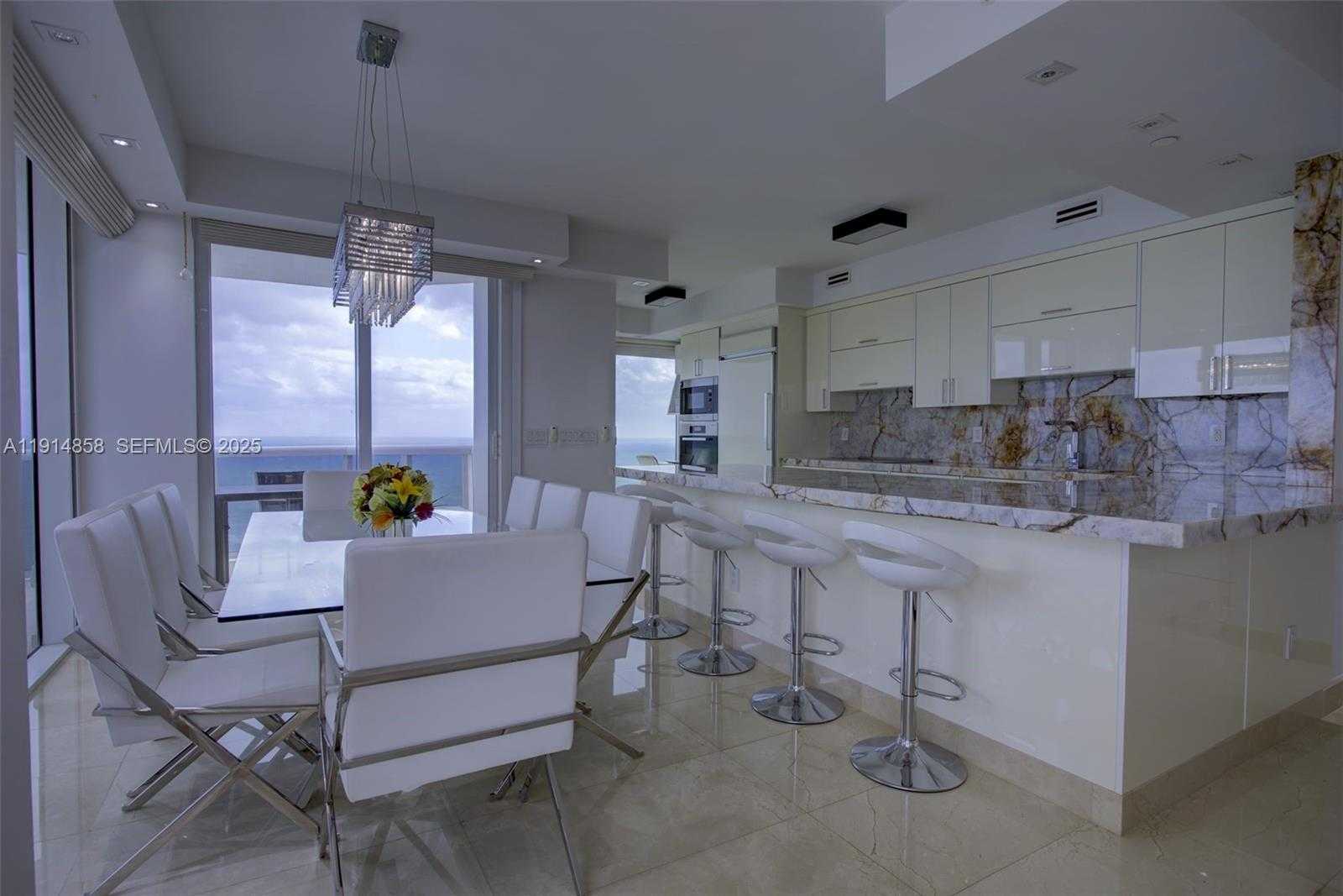 Small Image of 4775 COLLINS AVE #1601, Miami Beach Number 7
