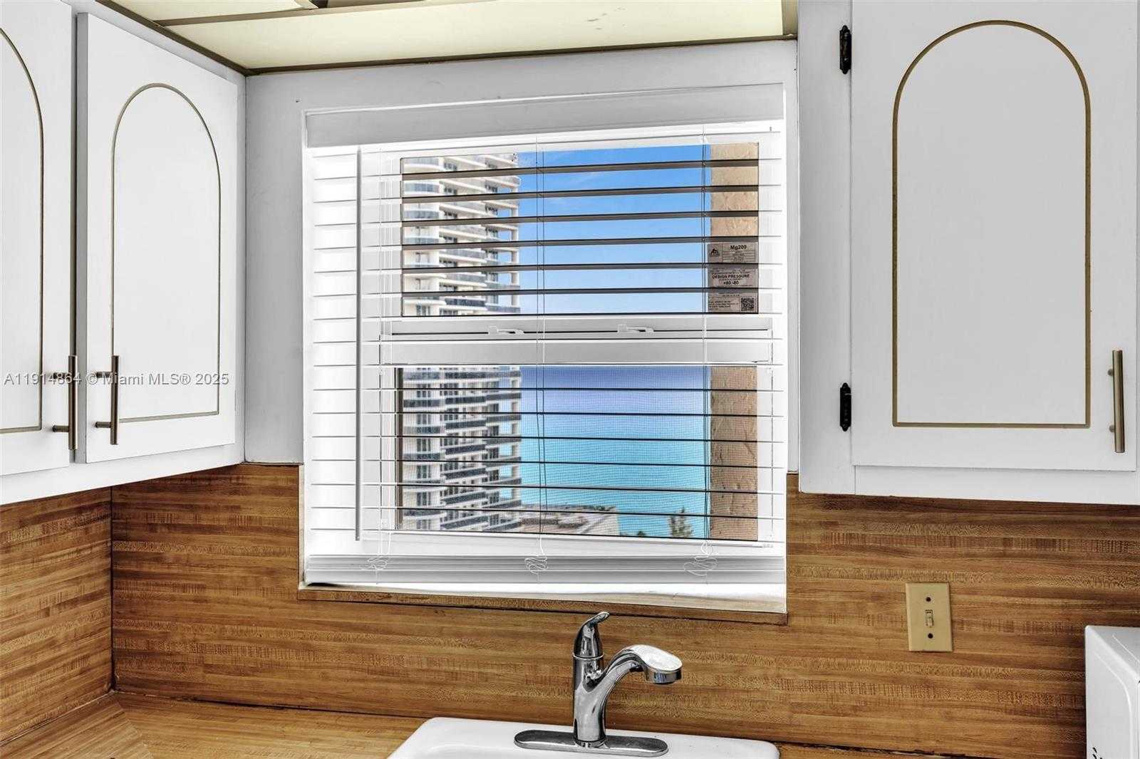 Small Image of 1865 SOUTH OCEAN DR #19E, Hallandale Beach Number 29