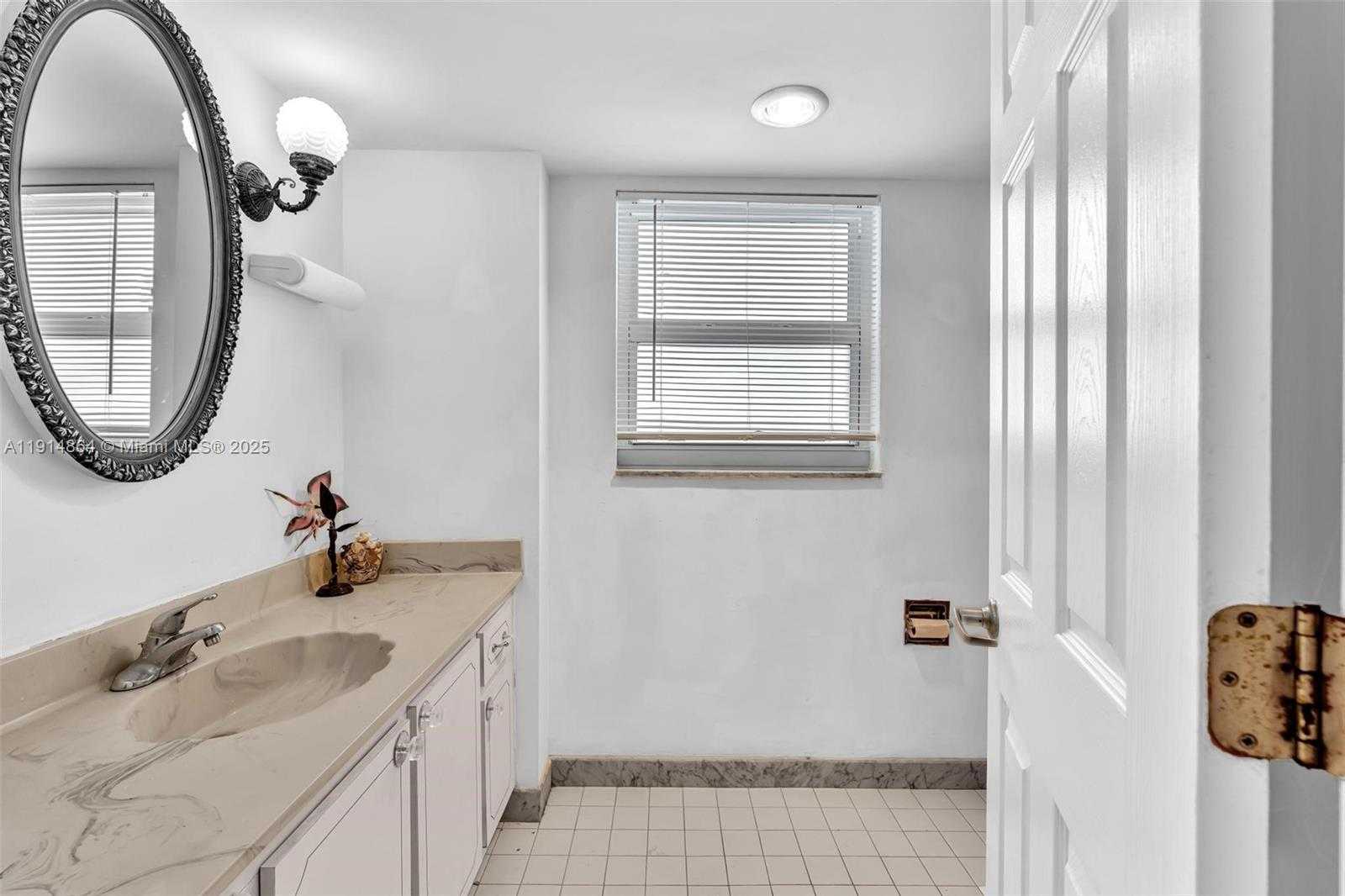 Small Image of 1865 SOUTH OCEAN DR #19E, Hallandale Beach Number 43