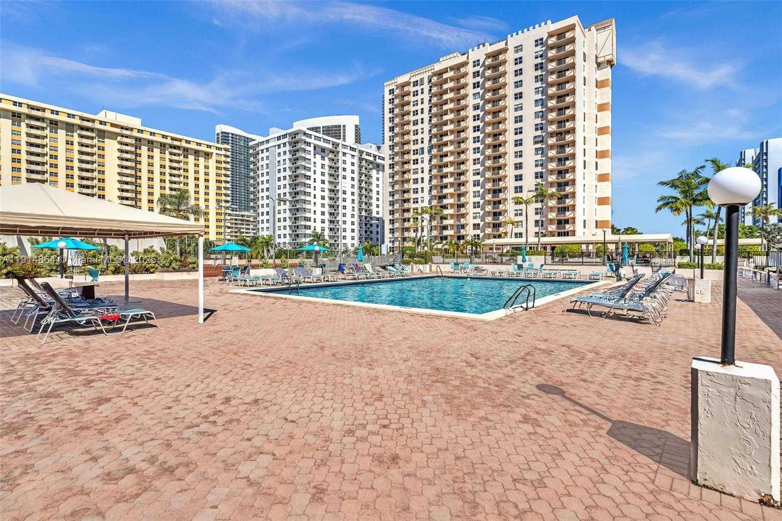 Small Image of 1865 SOUTH OCEAN DR #19E, Hallandale Beach Number 47