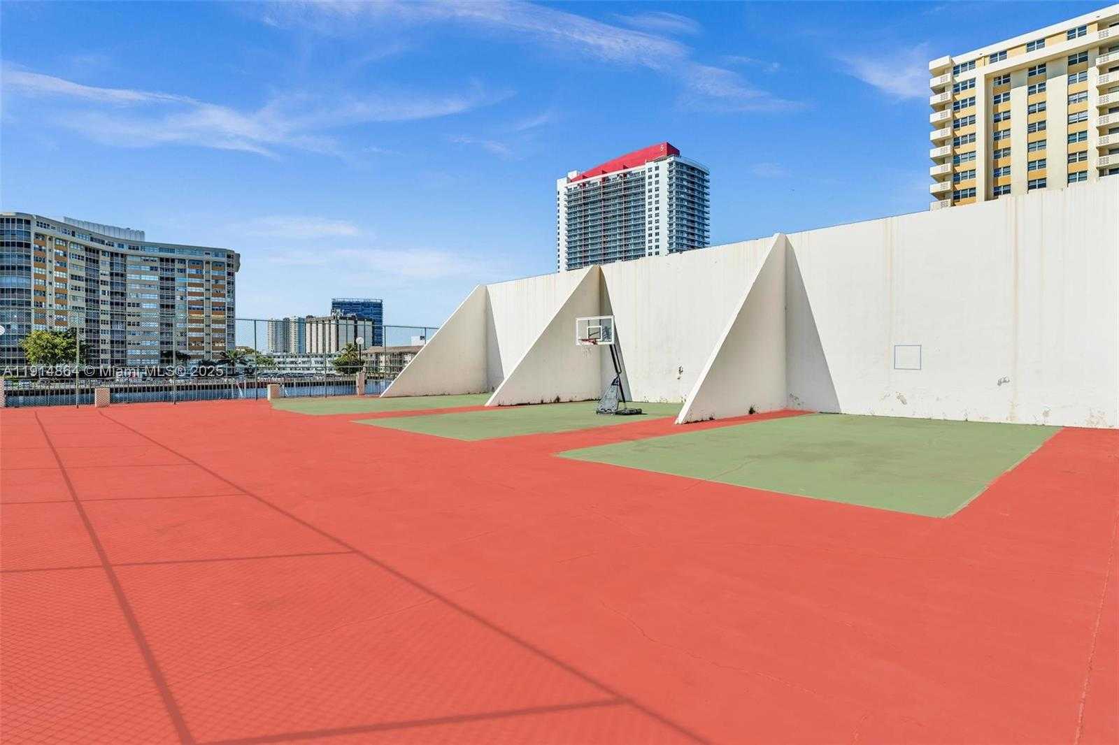 Small Image of 1865 SOUTH OCEAN DR #19E, Hallandale Beach Number 55