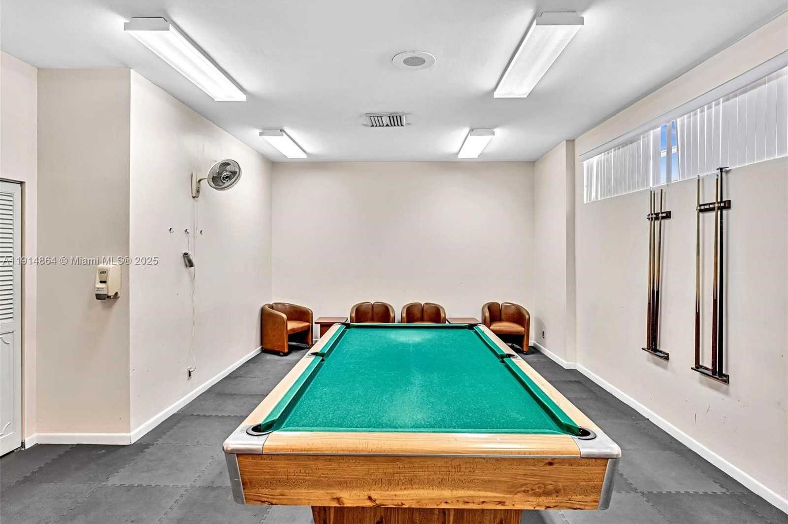 Small Image of 1865 SOUTH OCEAN DR #19E, Hallandale Beach Number 71