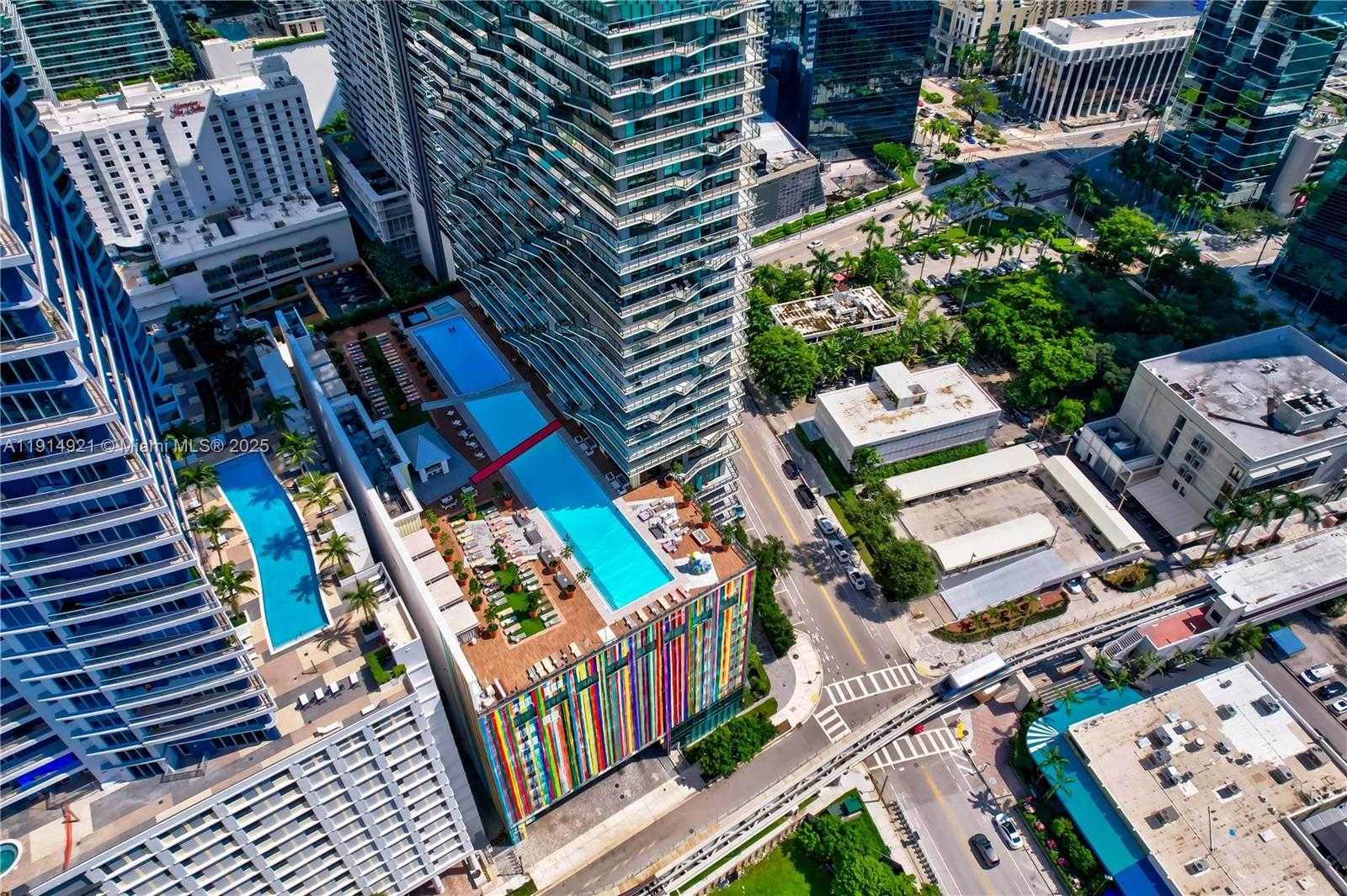 Small Image of 1300 SOUTH MIAMI AVE #PH5001, Miami Number 7