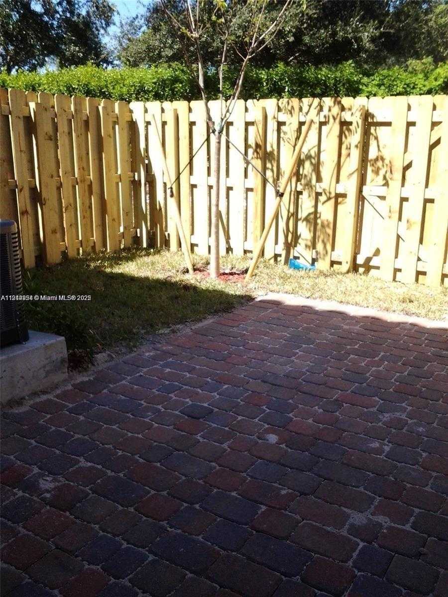 Small Image of 3217 SOUTH EAST 4TH ST, Homestead Number 19