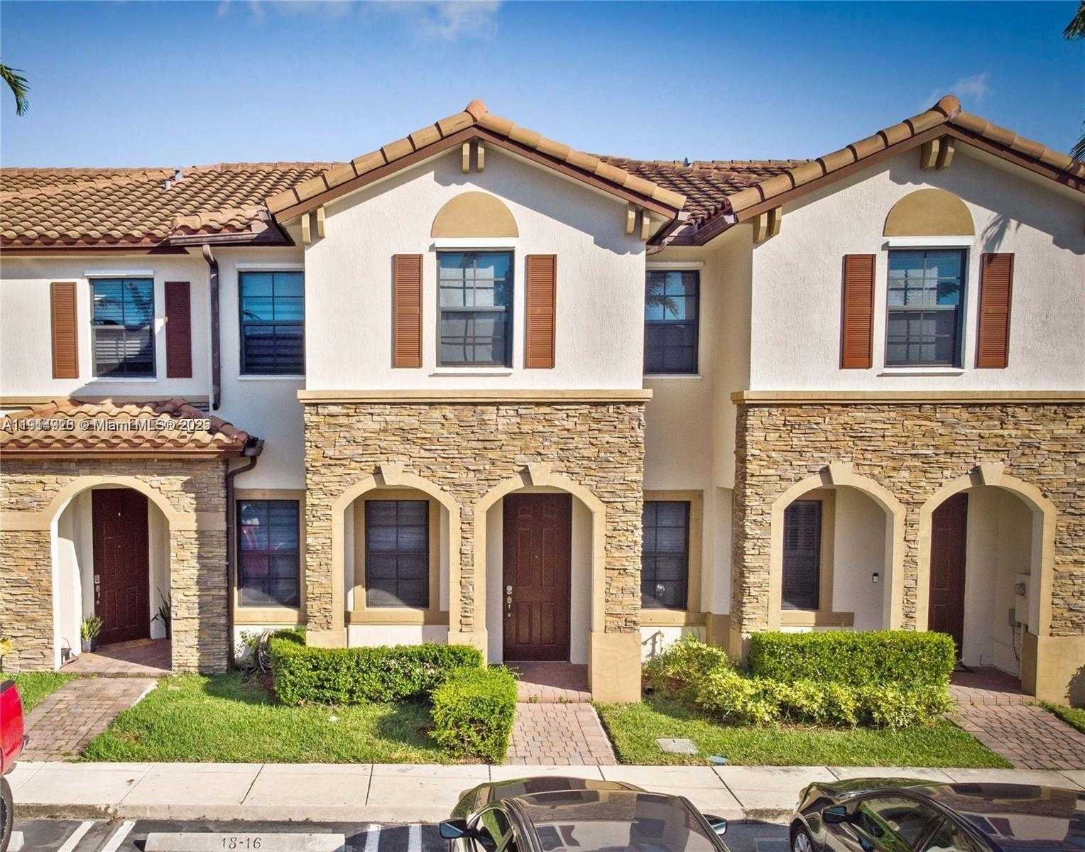 Small Image of 3217 SOUTH EAST 4TH ST, Homestead Number 2