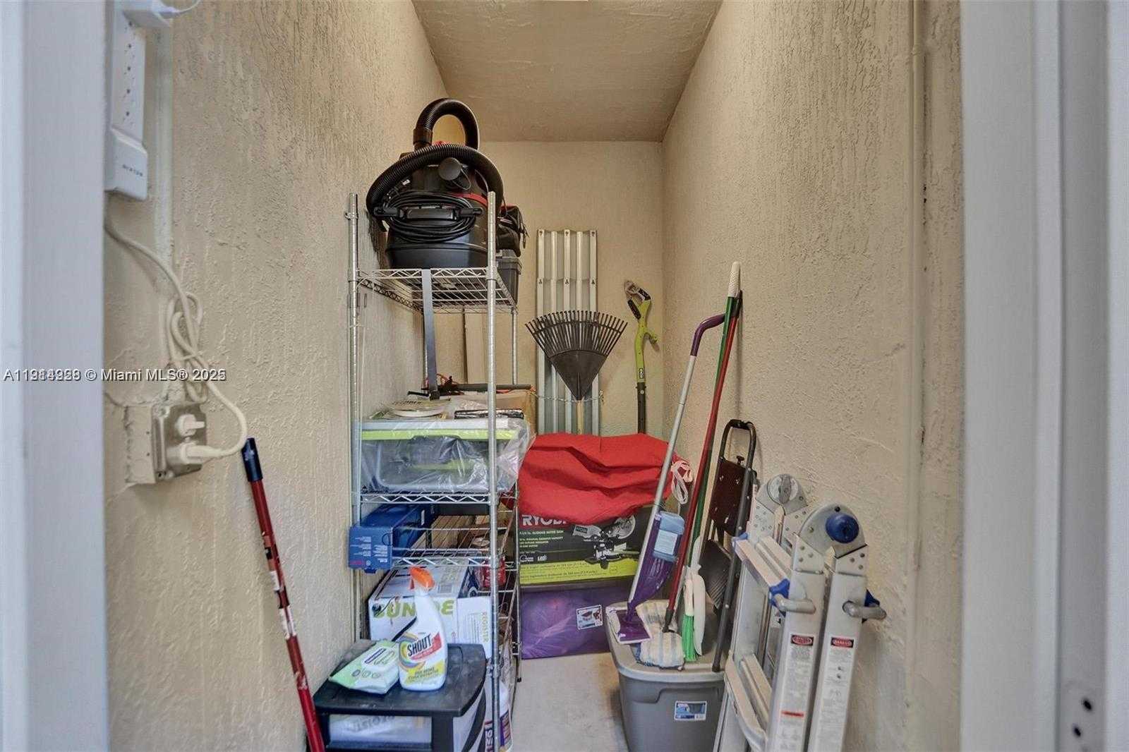 Small Image of 3217 SOUTH EAST 4TH ST, Homestead Number 20