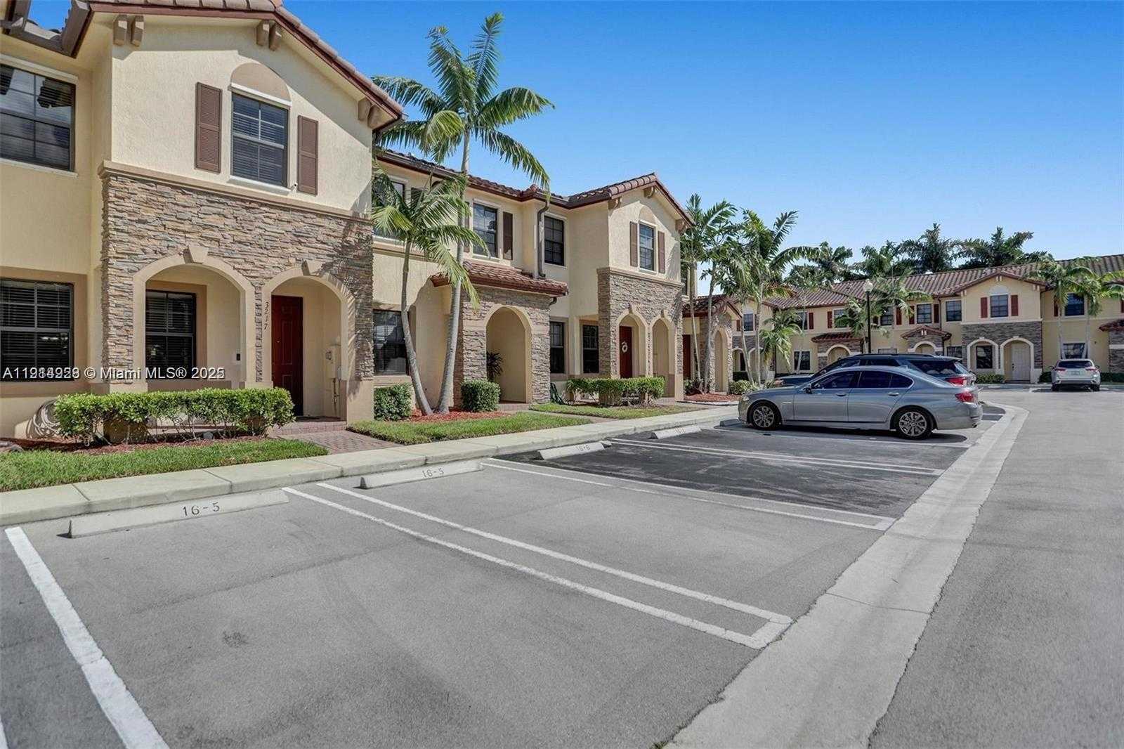 Small Image of 3217 SOUTH EAST 4TH ST, Homestead Number 4