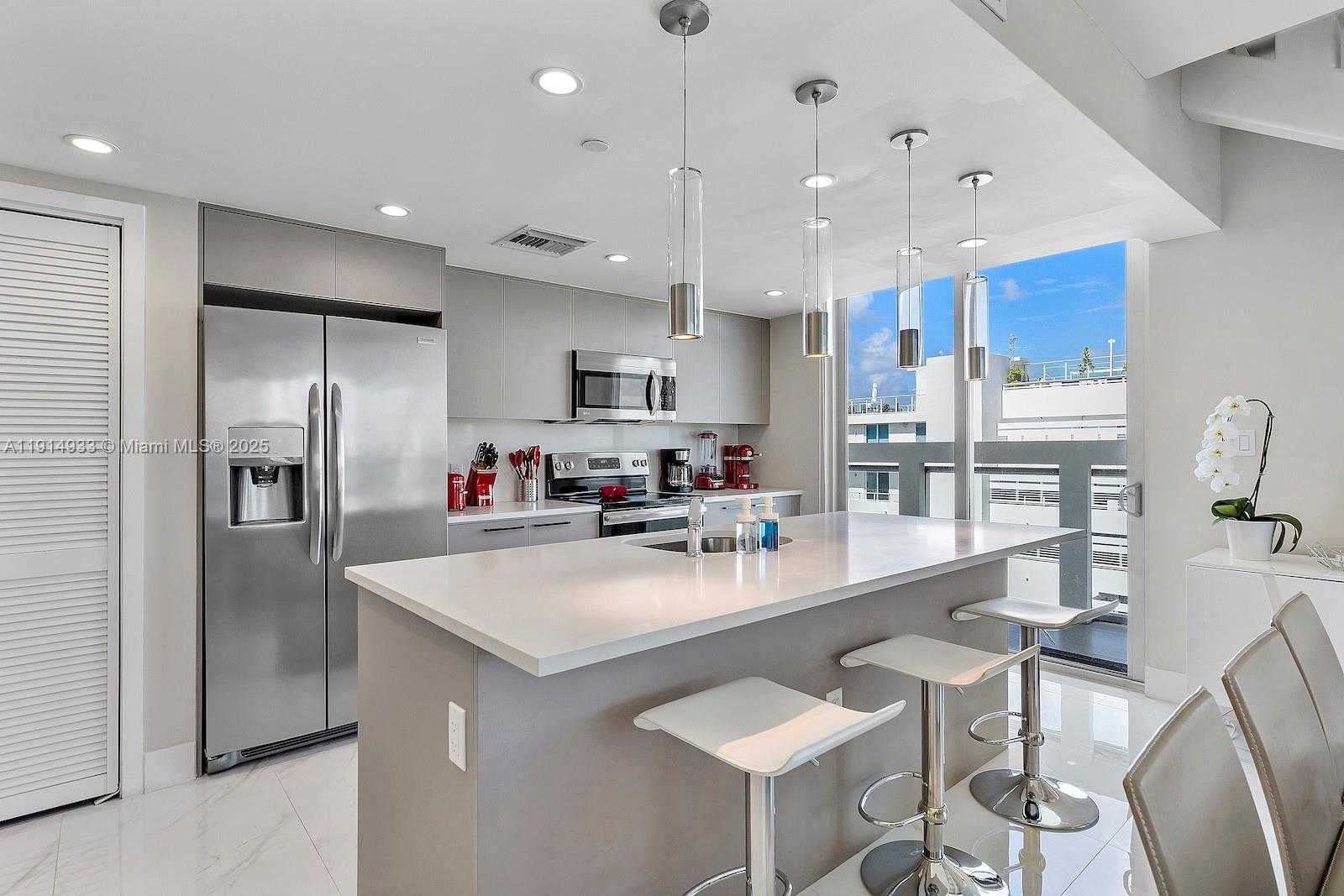 Small Image of 1150 101ST ST #701, Bay Harbor Islands Number 11