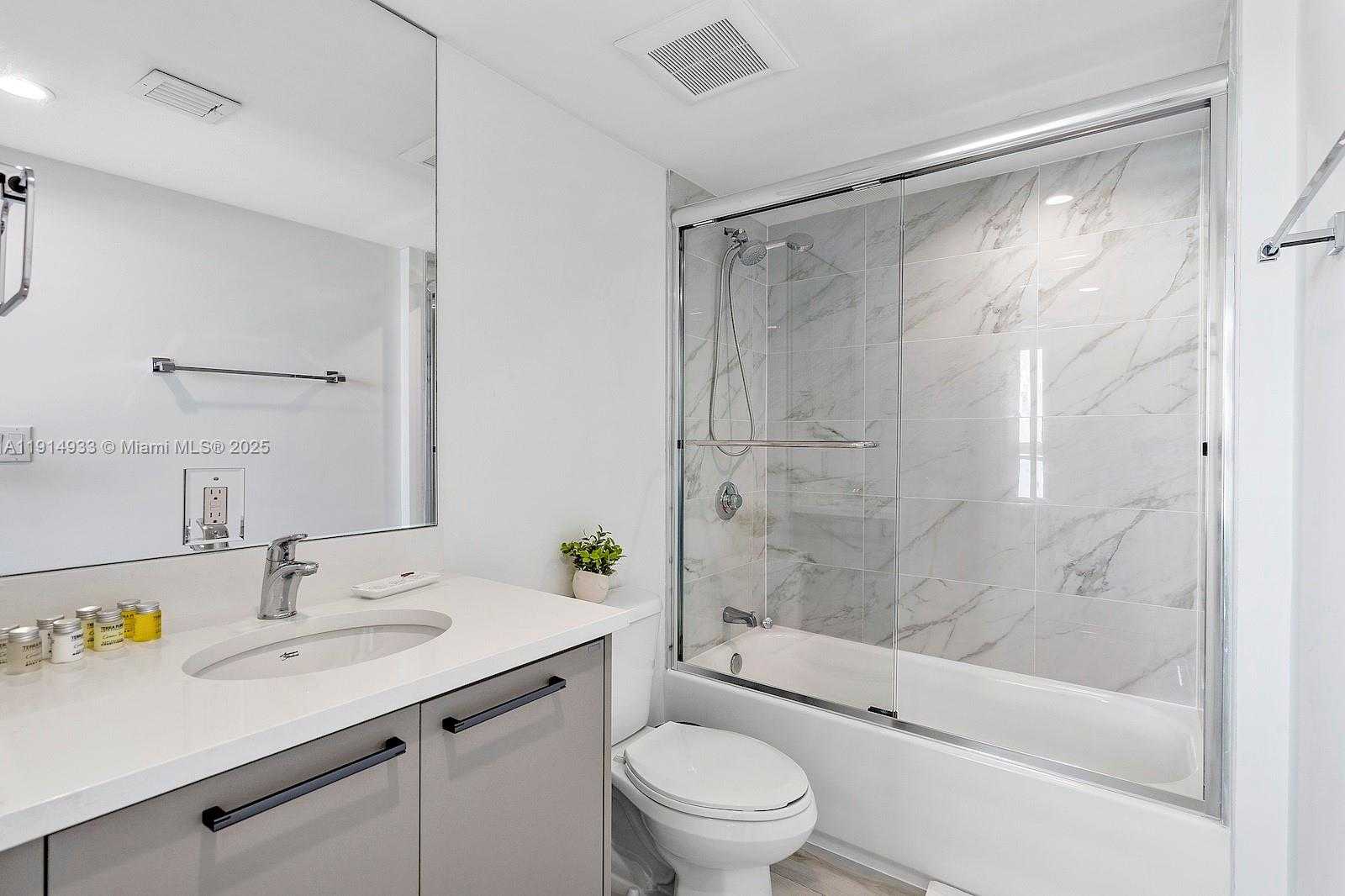 Small Image of 1150 101ST ST #701, Bay Harbor Islands Number 34