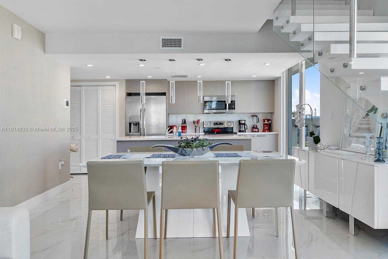 Small Image of 1150 101ST ST #701, Bay Harbor Islands Number 9