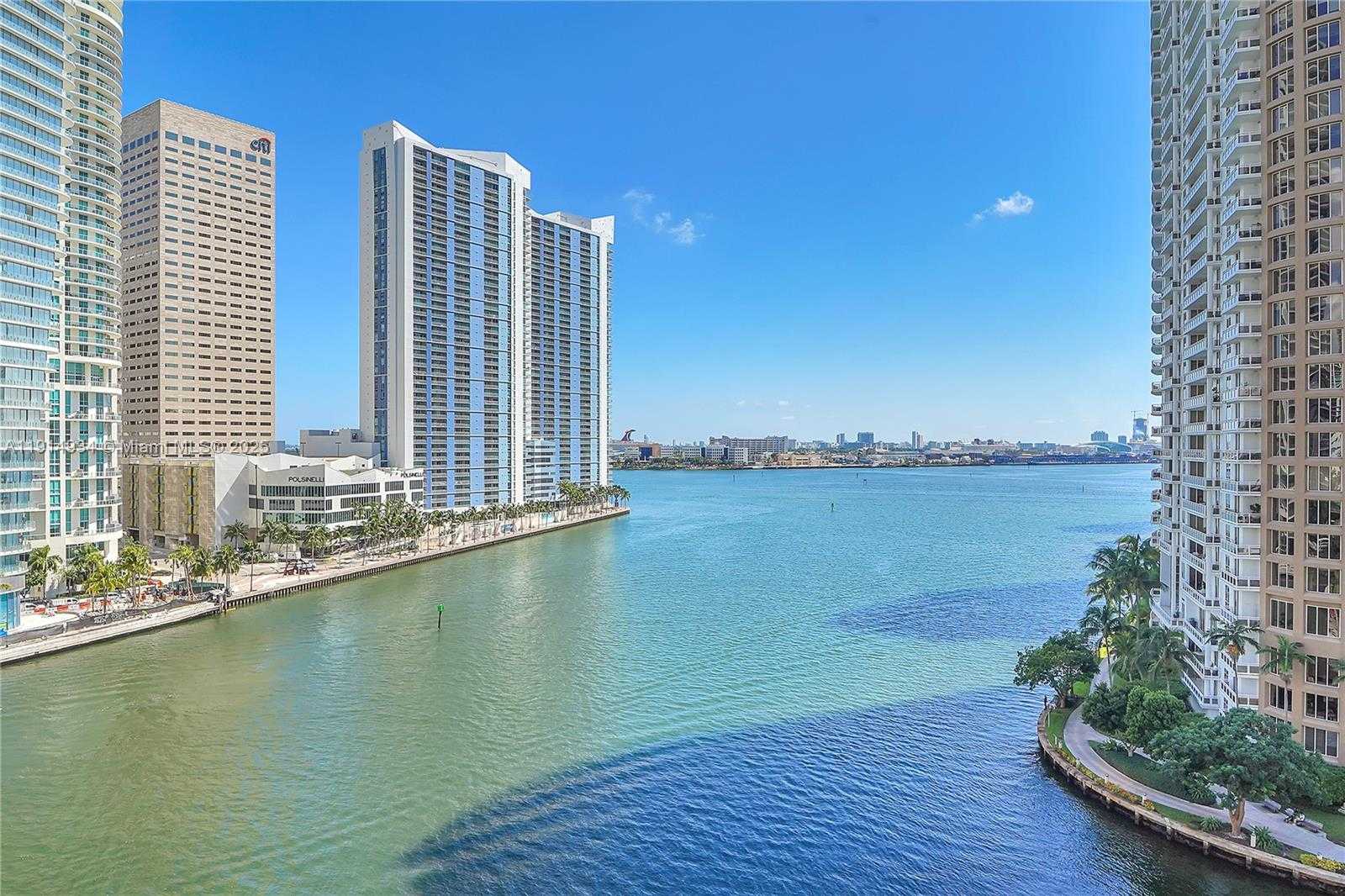 Small Image of 465 BRICKELL AVE #1001, Miami Number 16