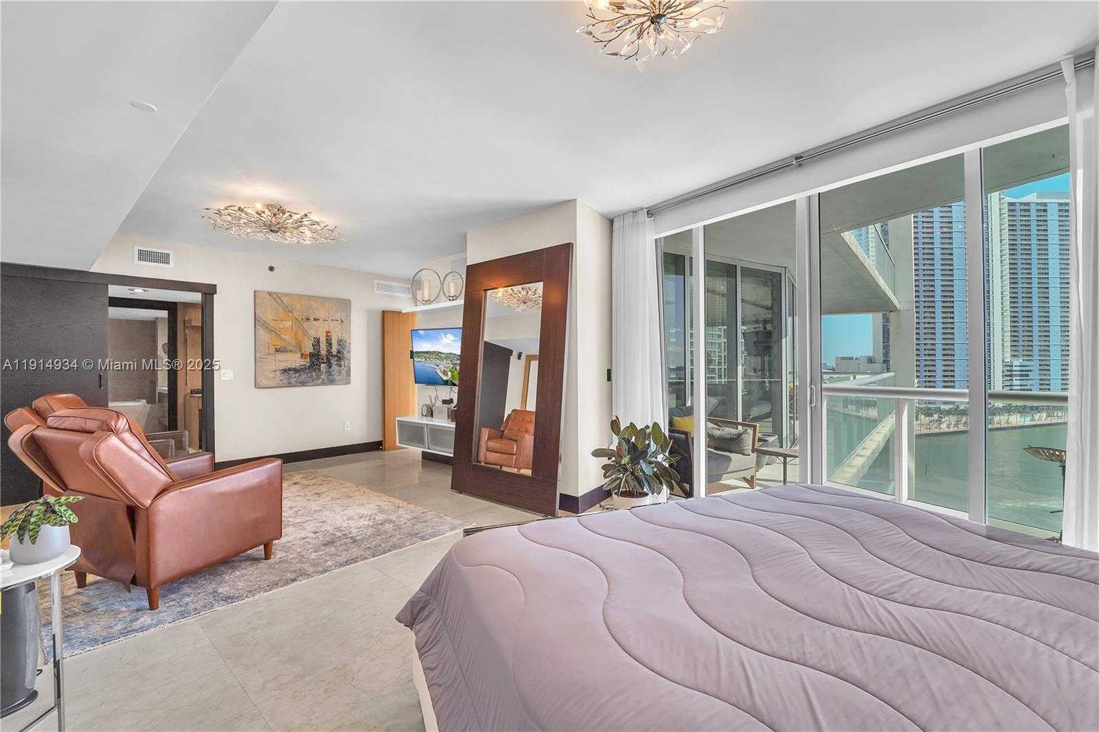 Small Image of 465 BRICKELL AVE #1001, Miami Number 23