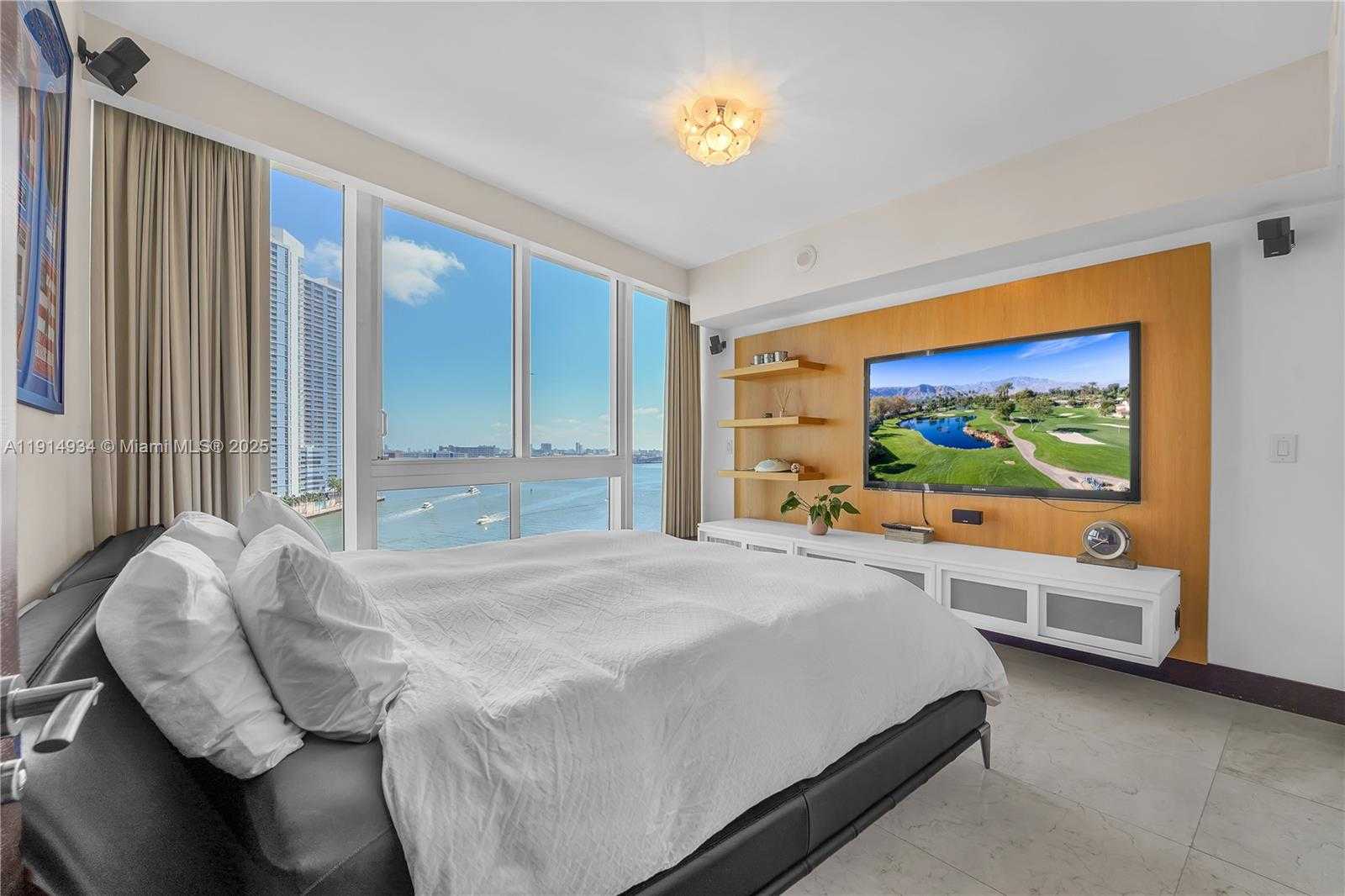 Small Image of 465 BRICKELL AVE #1001, Miami Number 28