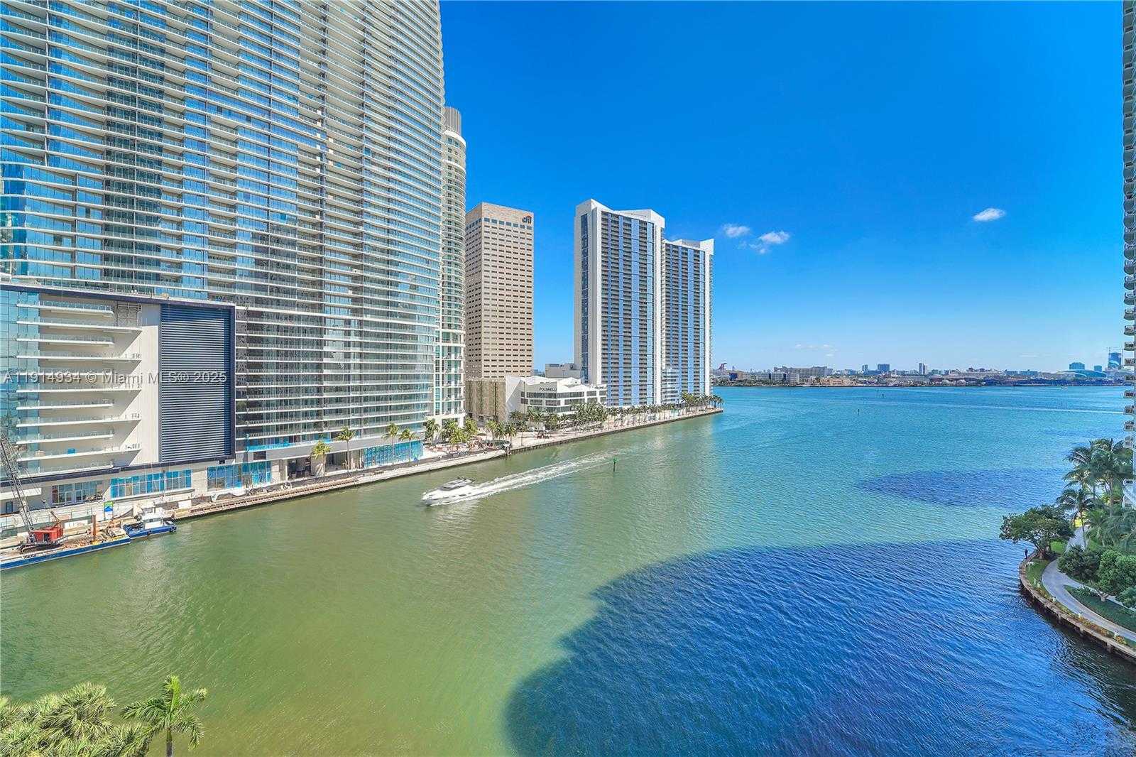 Small Image of 465 BRICKELL AVE #1001, Miami Number 37