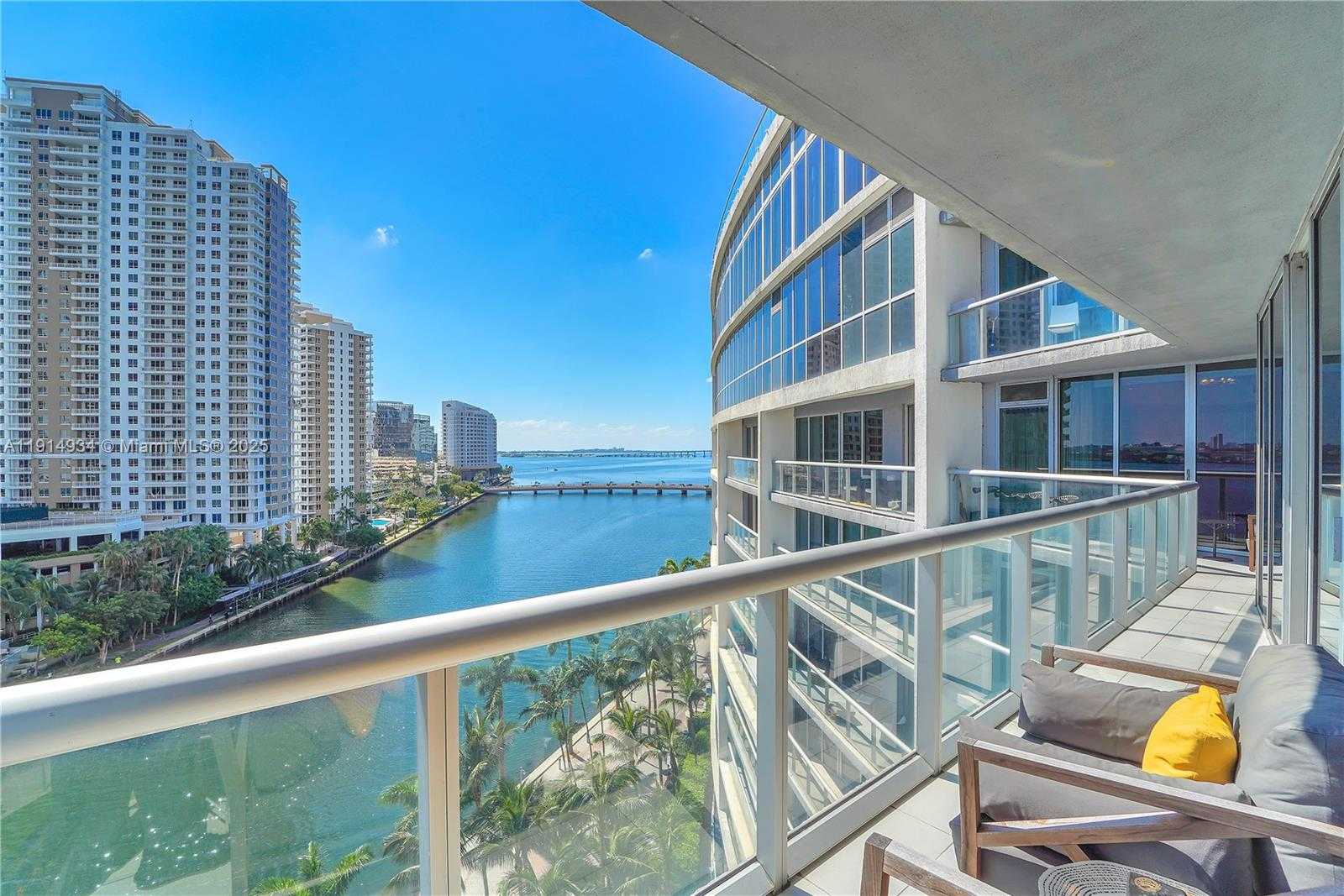 Small Image of 465 BRICKELL AVE #1001, Miami Number 39