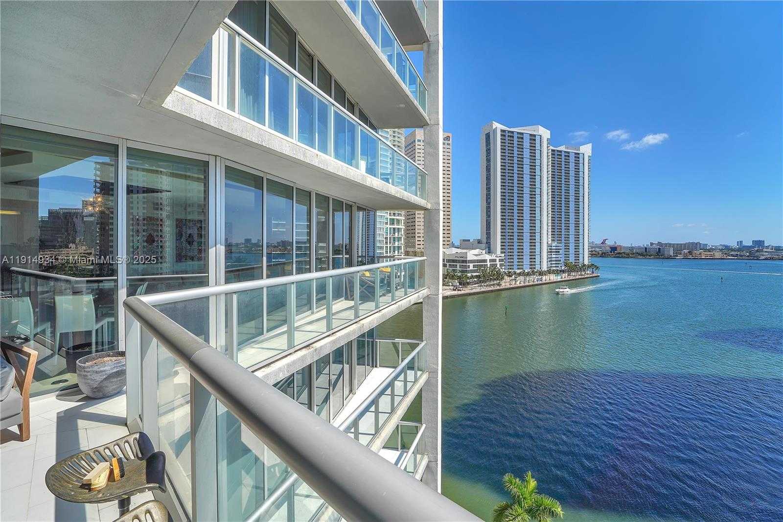 Small Image of 465 BRICKELL AVE #1001, Miami Number 41