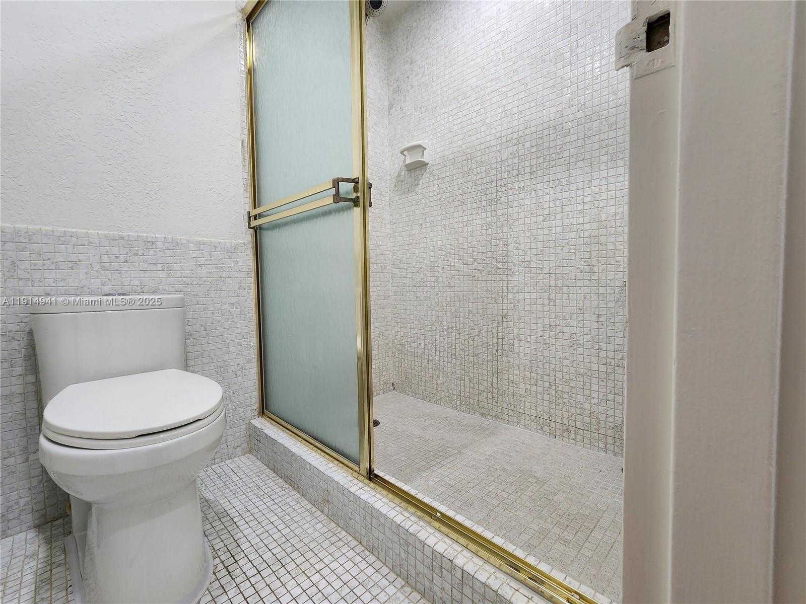 Small Image of 3505 SOUTH OCEAN DR #1202, Hollywood Number 19