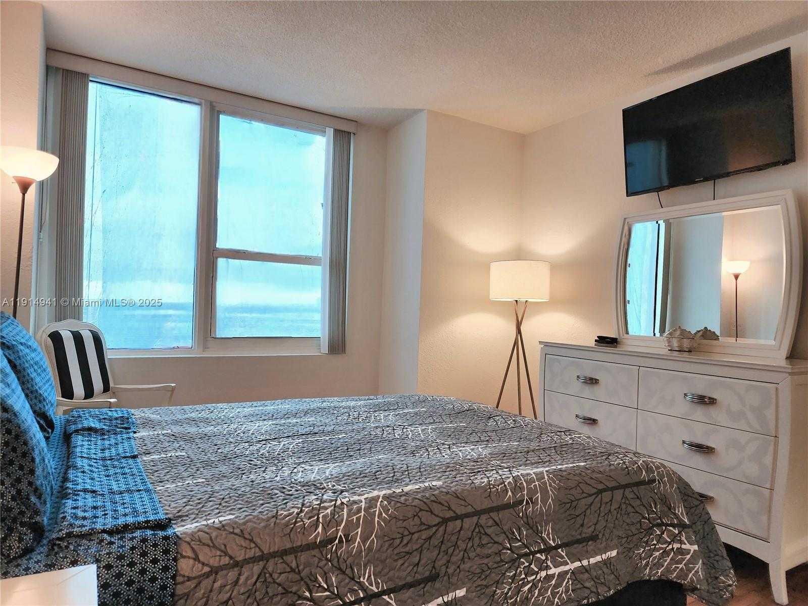 Small Image of 3505 SOUTH OCEAN DR #1202, Hollywood Number 21