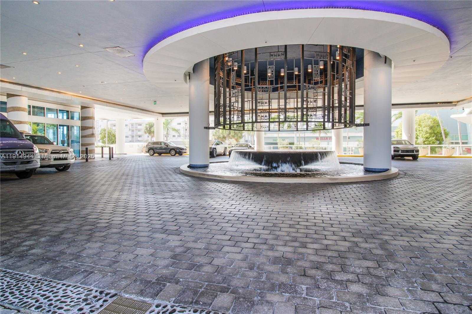 Small Image of 6799 COLLINS AVE #LPH04, Miami Beach Number 41