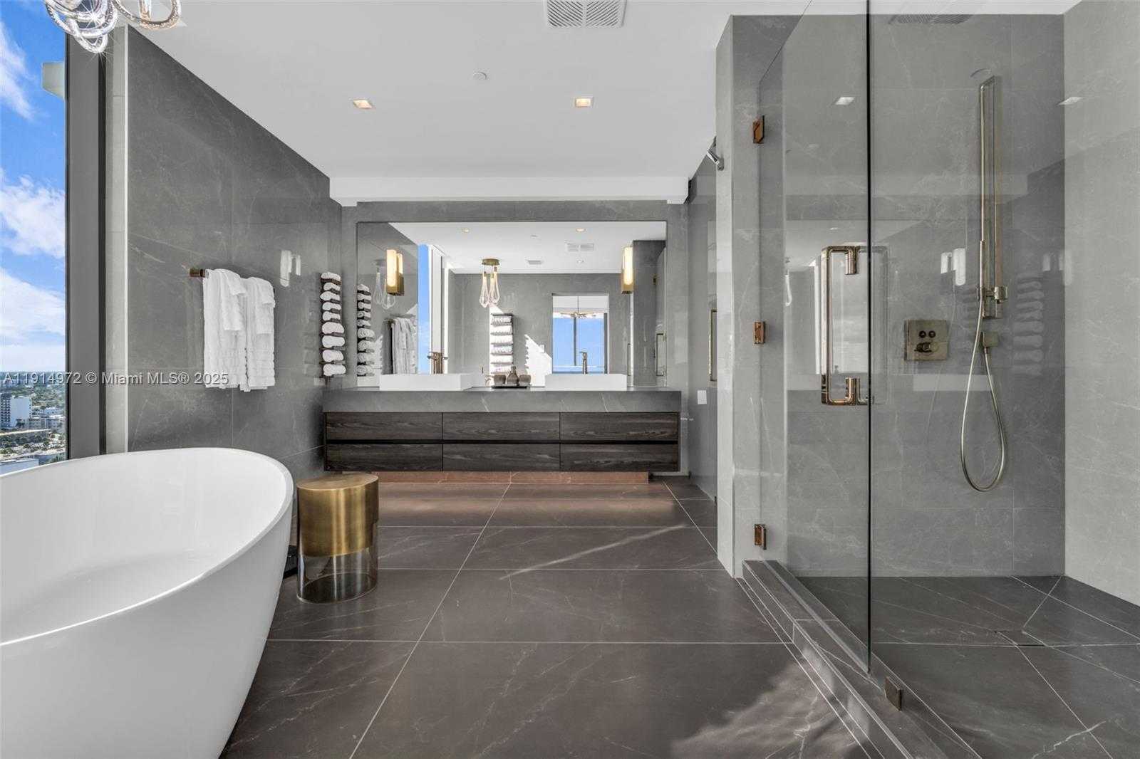 Small Image of 1116 NORTH OCEAN BLVD #MPH01, Pompano Beach Number 20