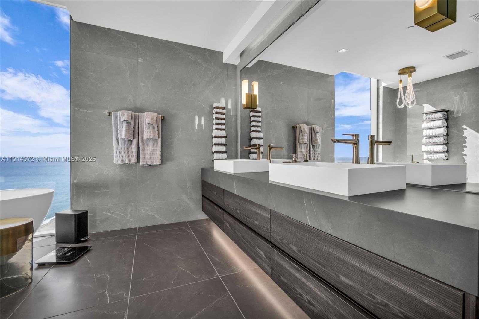 Small Image of 1116 NORTH OCEAN BLVD #MPH01, Pompano Beach Number 22