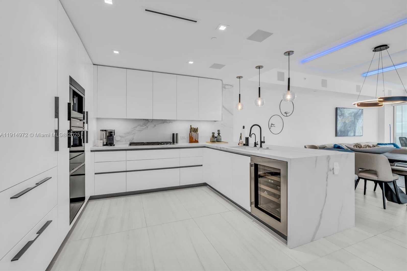 Small Image of 1116 NORTH OCEAN BLVD #MPH01, Pompano Beach Number 25