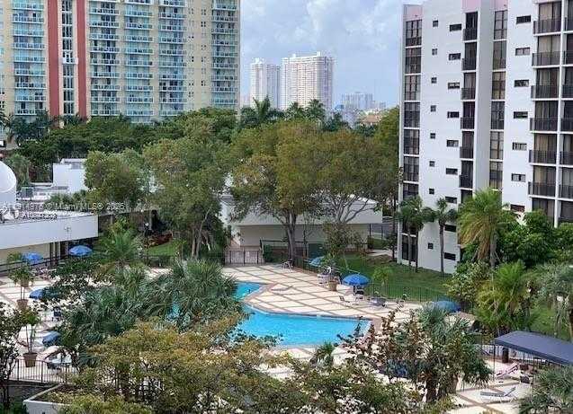 Small Image of 17021 NORTH BAY RD #803, Sunny Isles Beach Number 1