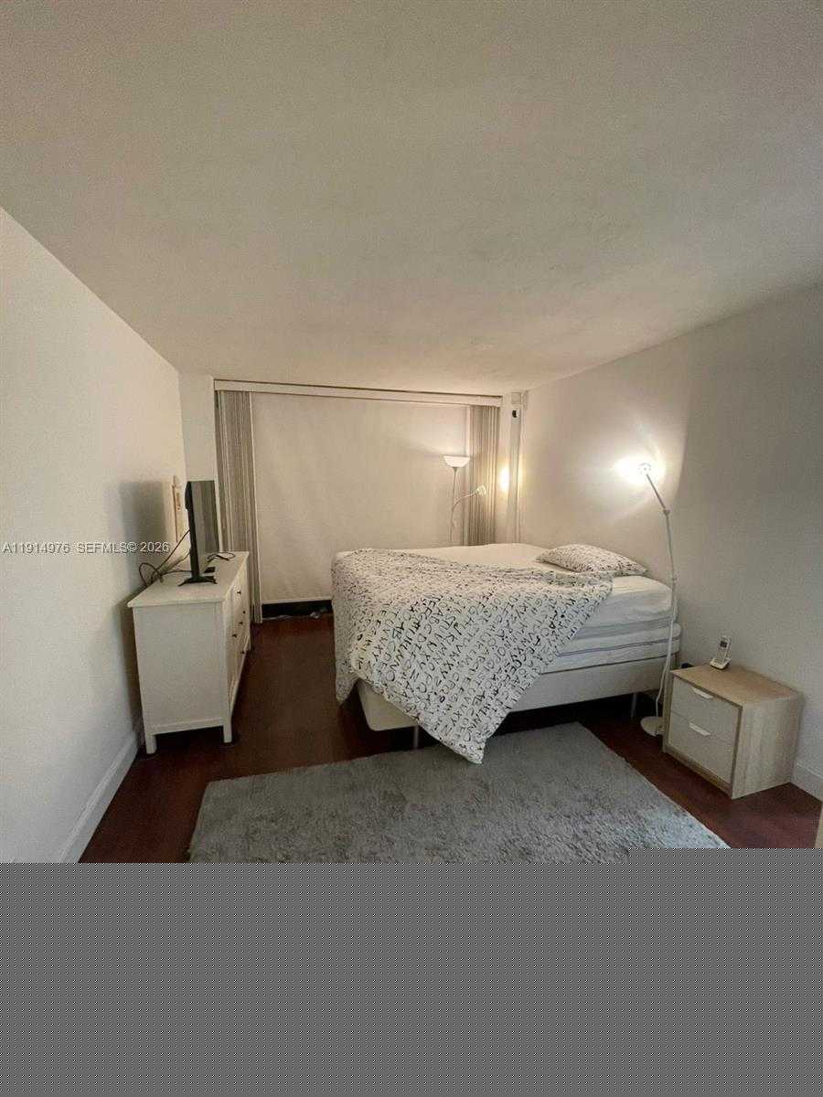 Small Image of 17021 NORTH BAY RD #803, Sunny Isles Beach Number 21