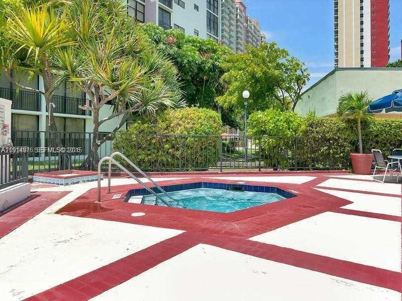 Small Image of 17021 NORTH BAY RD #803, Sunny Isles Beach Number 34