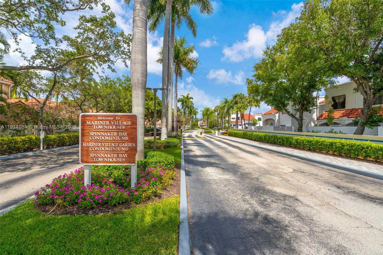 Small Image of 20908 LEEWARD CT #231-3, Aventura Number 22