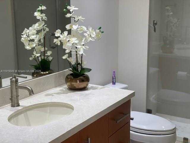 Small Image of 19707 WEST TURNBERRY WAY #26D, Aventura Number 19