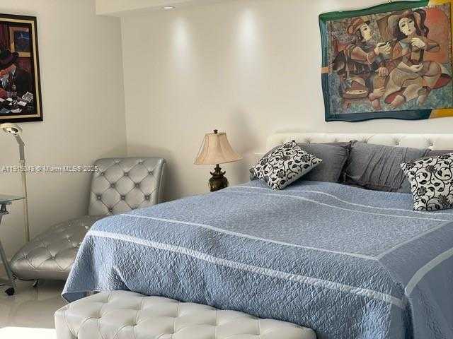 Small Image of 19707 WEST TURNBERRY WAY #26D, Aventura Number 22