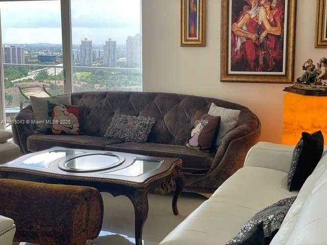 Small Image of 19707 WEST TURNBERRY WAY #26D, Aventura Number 27