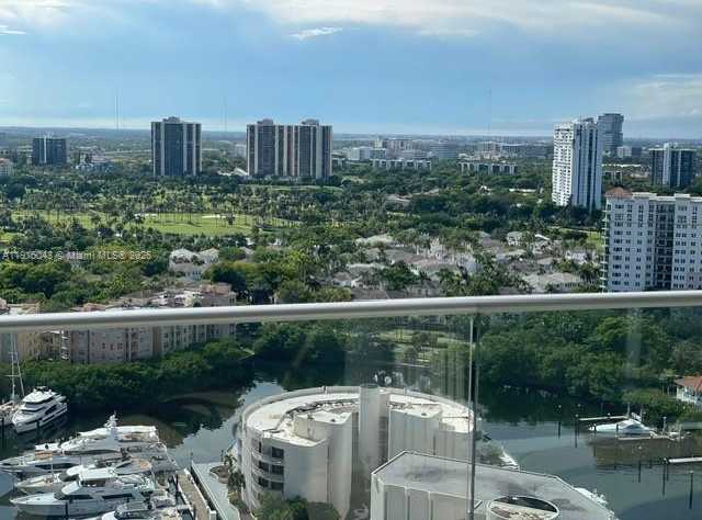 Small Image of 19707 WEST TURNBERRY WAY #26D, Aventura Number 3
