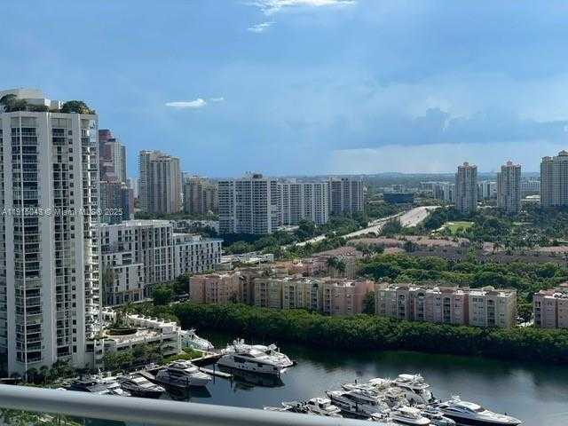 Small Image of 19707 WEST TURNBERRY WAY #26D, Aventura Number 33