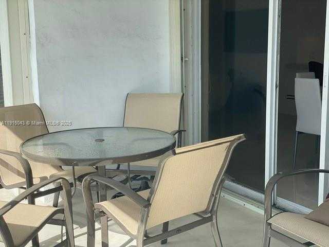 Small Image of 19707 WEST TURNBERRY WAY #26D, Aventura Number 40